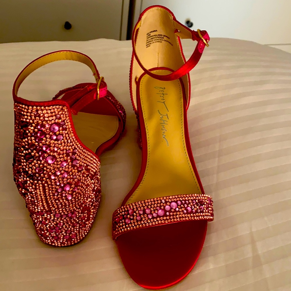 Betsy Johnson Magenta rhinestone heel